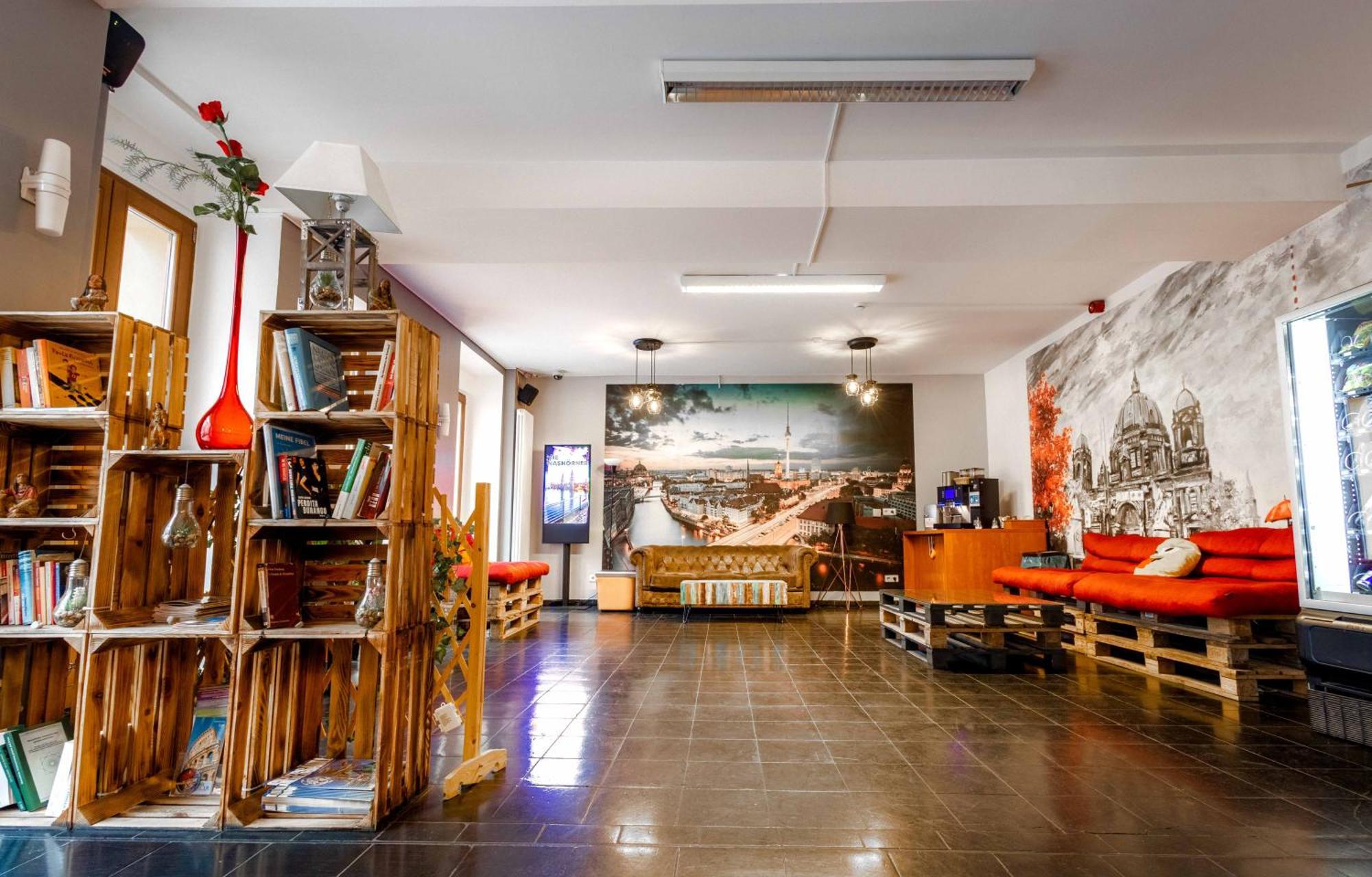 Pegasus Hostel Berlin Exteriör bild