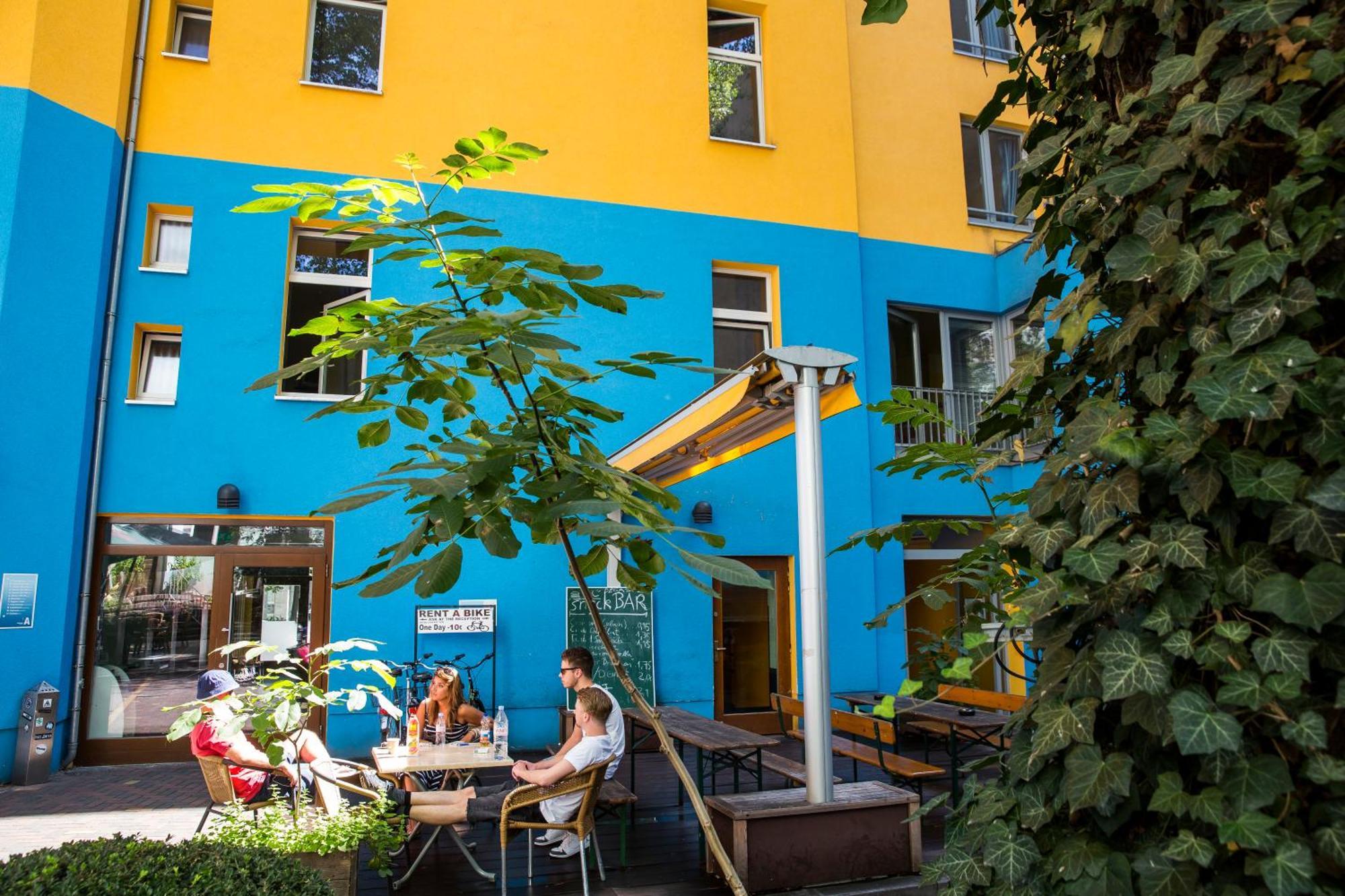 Pegasus Hostel Berlin Exteriör bild