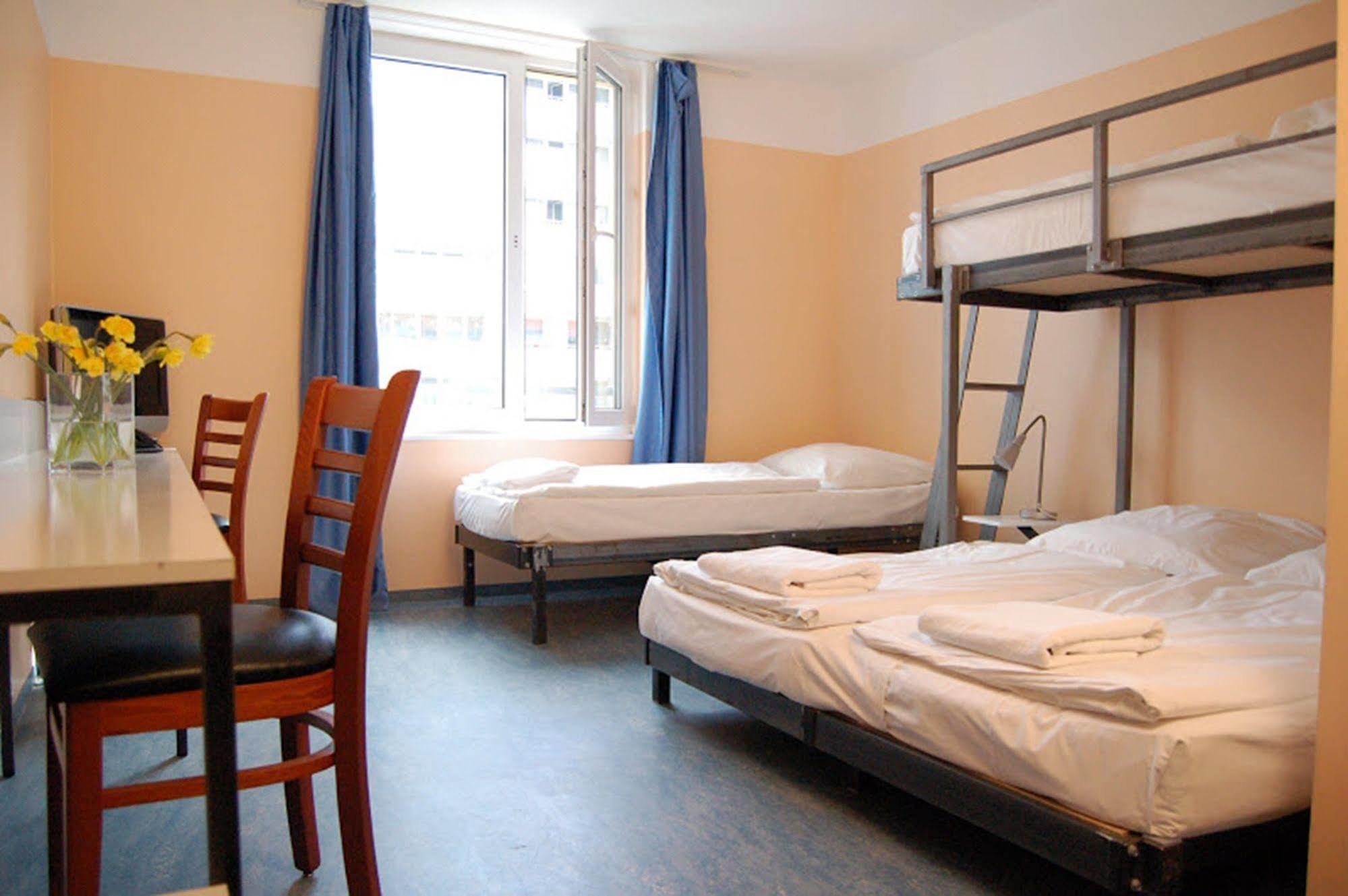 Pegasus Hostel Berlin Exteriör bild